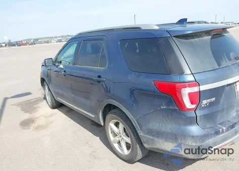 2017 Ford Explorer Xlt z USA, uszkodzony, nr VIN 1FM5K8D86HGE21542